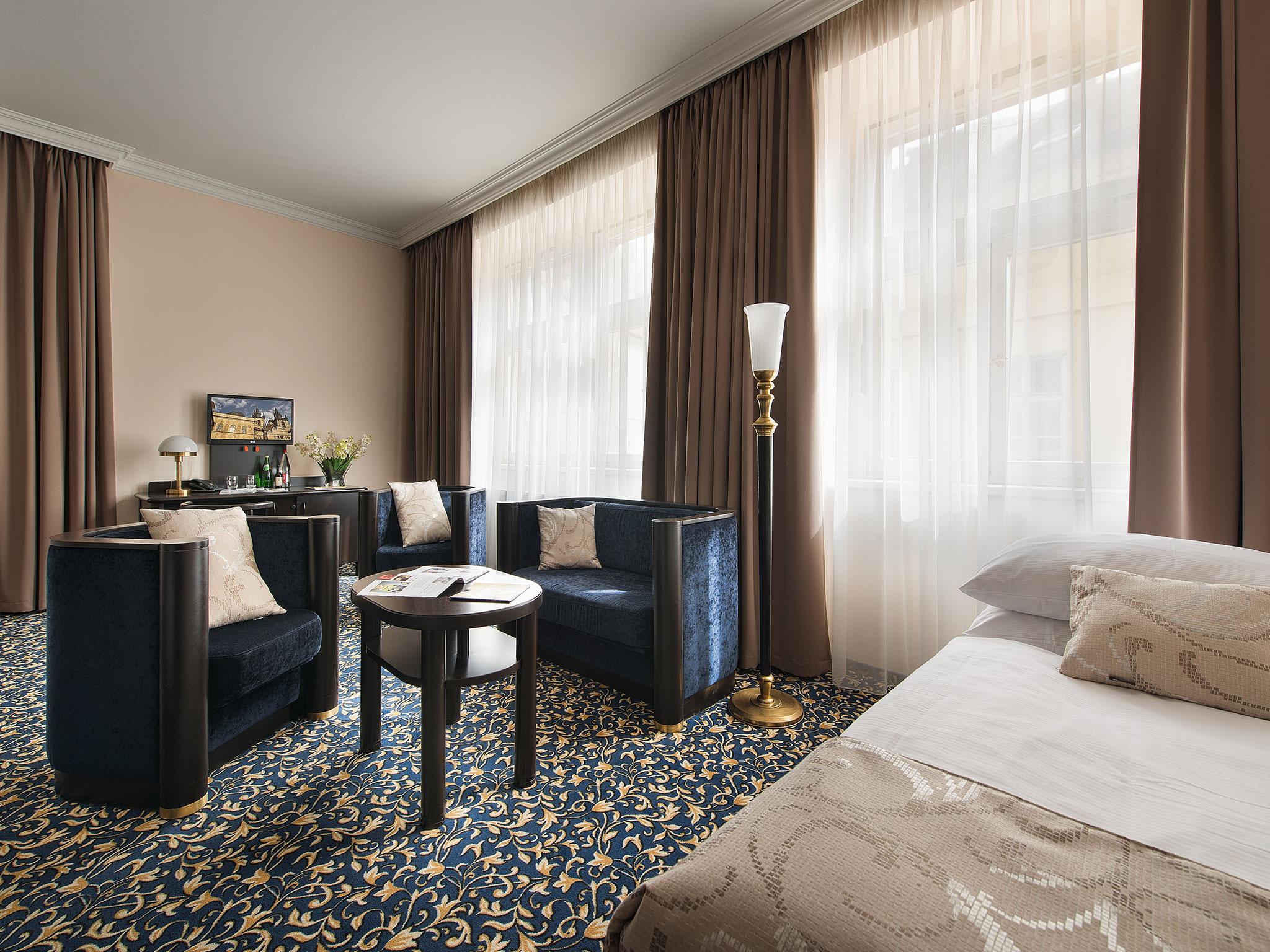 Ea Hotel Royal Esprit Prague Luaran gambar